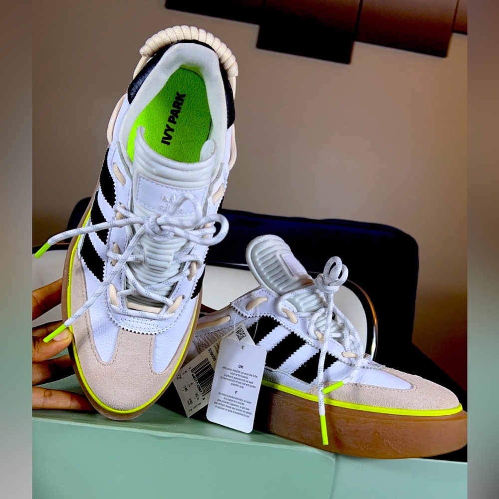 Beyoncé Ivy Park SuperSleek 72 sneakers